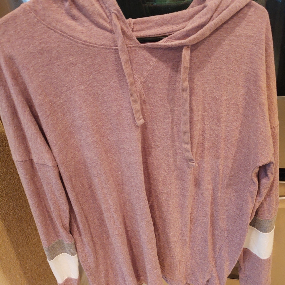 So shirt with hoodie